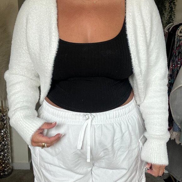 AMERICAN EAGLE FUZZY CARDIGAN- UNWORN - Picture 4 of 5